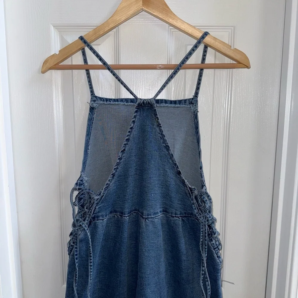 Sleeveless Denim Jumpsuit M Wide Leg Blue Open Back Thin Straps Boho Comfy Chic